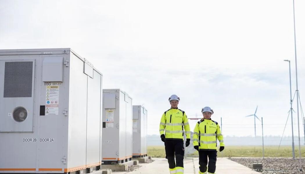 Wärtsilä har under de senaste åren genomfört flera strukturaffärer för att fokusera verksamheten på kärnområden inom energi och sjöfart. Energilagringsverksamheten har samtidigt mött motvind genom lägre orderingång, ökad konkurrens och förändrade marknadsförutsättningar. Bildandet av samriskbolaget innebär inte att Wärtsilä lämnar energilagringsmarknaden, utan att verksamheten organiseras i en ny bolagsstruktur tillsammans med en extern partner. Foto: Wärtsilä

