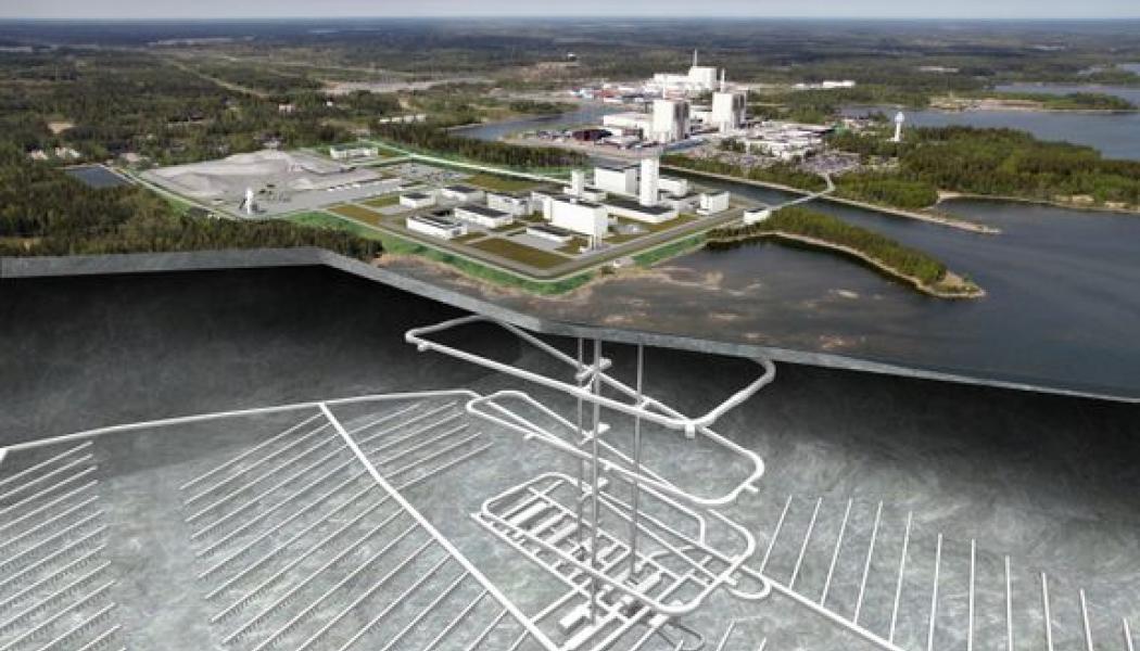 Fotomontage av Kärnbränsleförvaret i Forsmark, ovan och under jord. Tunnelsystemets totala längd uppgår till drygt 60 kilometer. Under jord är förvaret tre till fyra kvadratkilometer stort. Det placeras på ett djup av 500 meter. Foto: Lasse Modin