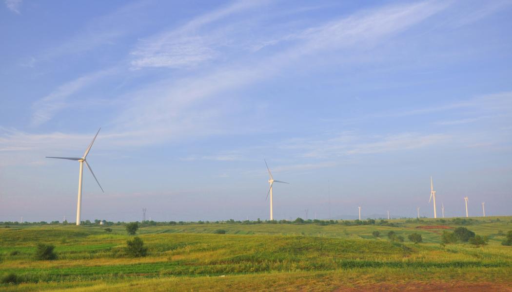 Vindkraftsfält. Pressbild: gabriel xu / Unsplash