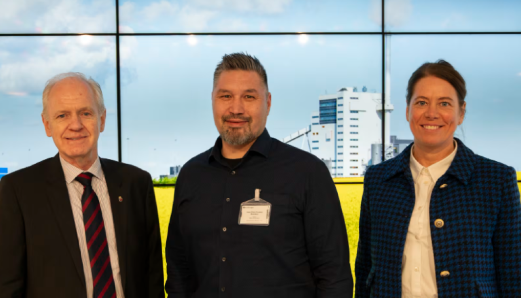 Mats Helmfrid, kommunfullmäktiges ordförande i Lund, Hans Peter Poulsen, Grönlands bostads- och infrastrukturminister samt Karin Waldén, chef för affärsområde Kund- och energilösningar på Kraftringen. Foto: Petter Duvander/Kraftringen