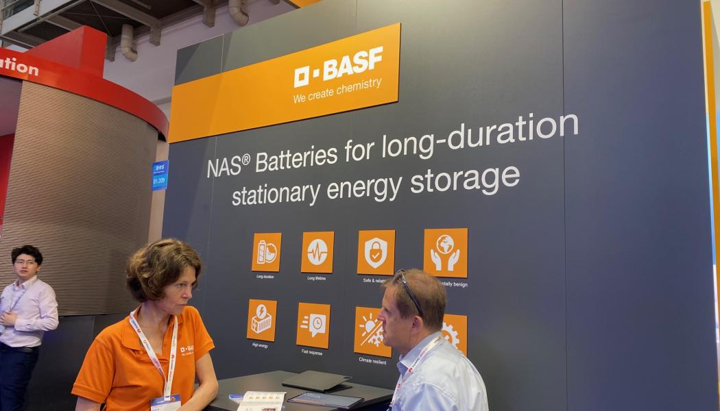 BASF menar att natriumsvavelbatterier är överlägsna litiumjonbatterier. Foto: Simon Matthis 