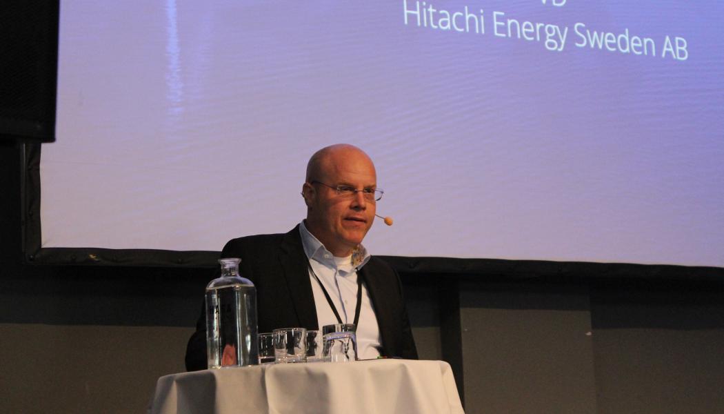 Tobias Hansson, vd för Hitachi Energy Sweden. Foto: Simon Matthis 