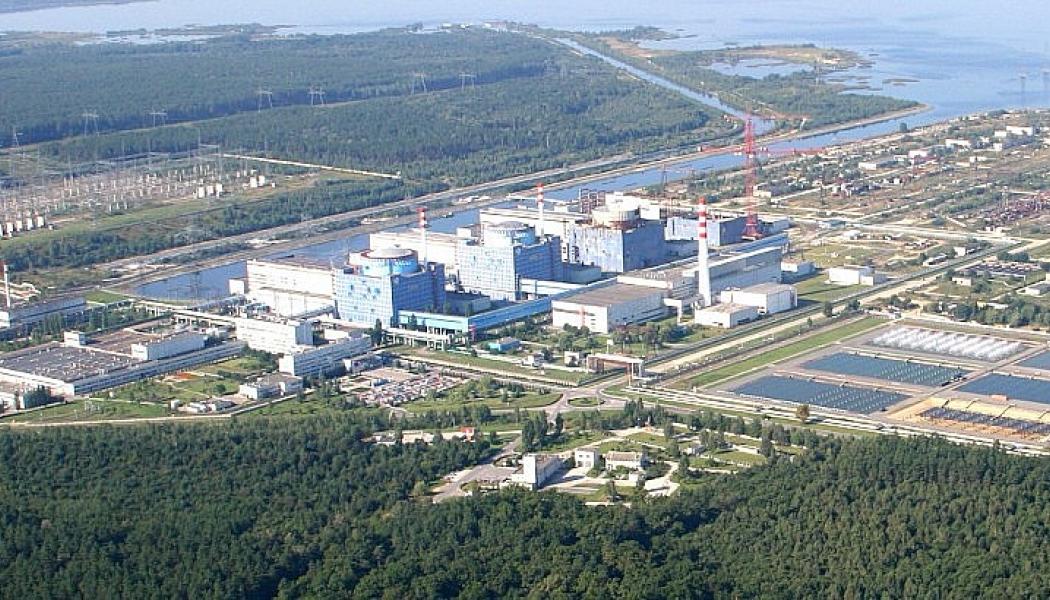Khmelnytskyj-kärnkraftverket. Endast enhet 1 och 2 (till vänster) är färdigställda och i drift Foto: Energoatom.