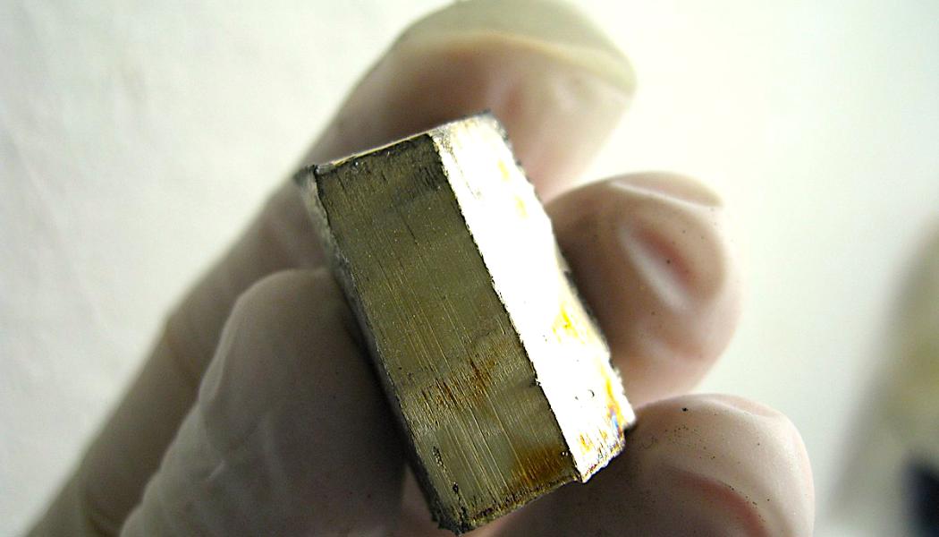 Nyskuret litium. Foto: Wikipedia Common. Kredit: Dnn87

