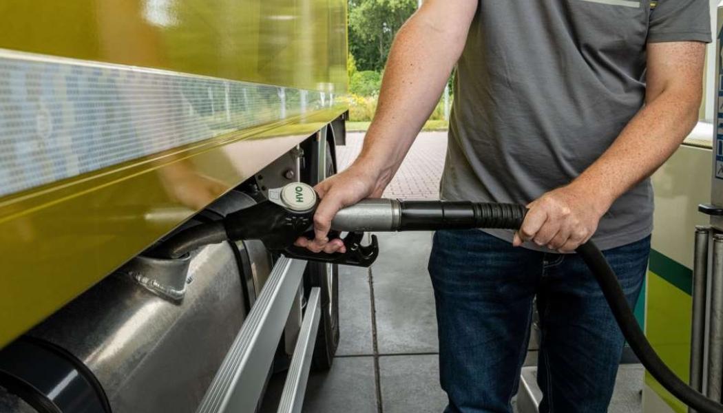 Medan beslutet erbjuder viss lättnad för hushåll och företag under en period av höga energipriser, väcker det samtidigt frågor om hur Sverige ska uppfylla sina klimatmål utan att belasta konsumenterna ytterligare i framtiden. Foto: DAF