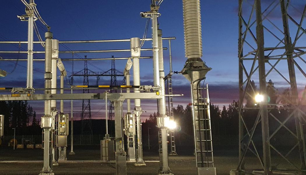 Omexom har byggt och moderniserat närmare ett tiotal 400 kV-stationer till Svenska kraftnät under de senaste fem åren. Utöver stationerna Betåsen och Kolstad kan Snösätra, Hageskruv, Tovåsen och Rätan X2 nämnas som pågående uppdrag. Foto:  Omexom