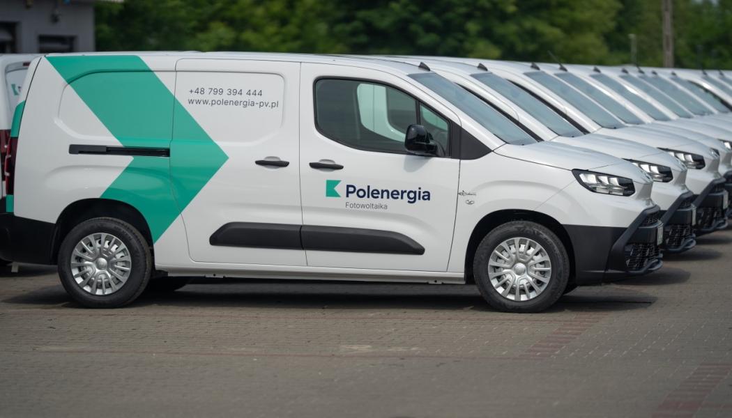 En del av polska Polenergias fordonspark, däribland även batterielektrisk version med en räckvidd på upp till 330 km. Foto: Polenergia