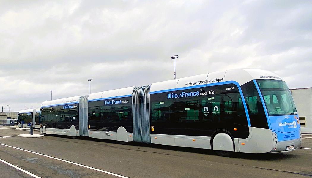 Ett av KIEPES flaggskeppsprojekt på bussidan finns i södra Paris – där Bus Rapid Transit-linjen Tzen 4 nu trafikeras av dubbelledade batterielektriska bussar. Foto: KIEPE