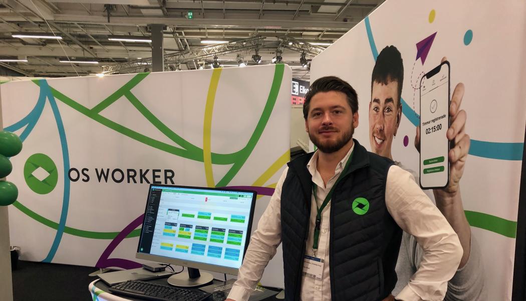 Tim Norell demonstrerade OS-workers orderstryningssystem på Elfackmässan i Göteborg.