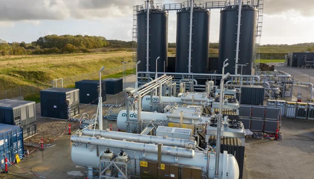Tre av Stiesdal Hydrogens elektrolysörer på 3,1 megawatt installerade på en plats i södra Danmark
Foto: Claus Haagensen/Stiesdal Hydrogen