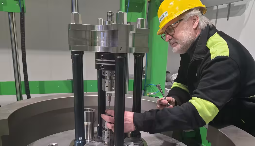 Närbild på installation av vätgasautoklav. Pressbild: Swerim