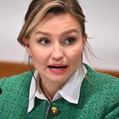Claudio Bresciani / TT: Energi- och näringsminister Ebba Busch (KD) är glad för att EU-kommissionen nu har givit grönt ljus. Arkivbild.