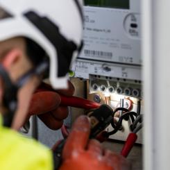 Johan Nilsson/TT: Elektriker kan räkna med cirka 2|600 kronor i löneökning över två år. Arkivbild.
