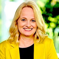 E.ON:s inansdirektör Nadia Jakobi kommenterar:
– Vår tillväxt fortsätter enligt plan, och vi har lagt en solid grund för ett framgångsrikt verksamhetsår 2025.