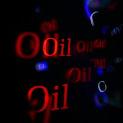 Text där det står Oil. Foto: Andrey Soldatov