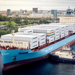 Metanoldrivna fartyget Laura Maersk i Köpenhamn. Foto: Maersk