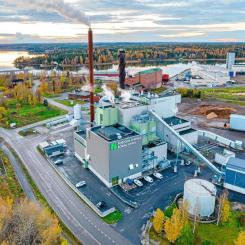 Borgå Energias huvudkontor och huvudproduktionsanläggning ligger i Tolkis. Bioenergianläggningarna producerar el och värme. Foto: Borgå Energia, kredit: ANSSI VUOHELAINEN