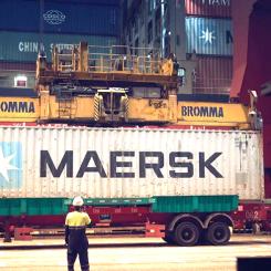På samma sätt som Inditex har Maersk ett klimatmål som syftar att bli ett nettointegritetsföretag inom alla affärsområden fram till 2040. Förutom att använda ECO Delivery för all sin oceanintransport under Maersk-vård, ökar Inditex också multimodal transport och samarbetar i en ny pilotlösning för järnväg med Maersk, RENFE och Cepsa i södra Spanien, som lanserades i somras. Dessa nära samarbeten är avgörande för att uppnå ambitiösa och gemensamma mål. Foto: Maersk