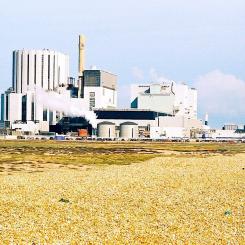 Vy över Dungeness biokraftverk i Kent, Storbritannien. Foto: Wikipedia Common. Kredit: Sandpiper
