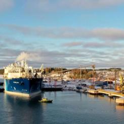 LNG-fartyget Exemplar anländer till terminalen i Ingå. Foto: Gasgrid Finland Oy