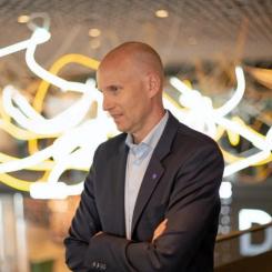 Nels VD Håkon Volldal kommenterade situationen under World Hydrogen Week i Köpenhamn: – Självklart hade vi velat att projektet skulle fortsätta som planerat. Det kan fortfarande gå vidare, men eftersom det är försenat, är det inte vettigt att ha ett kapacitetsreservationsavtal på kort sikt. Foto: Nel