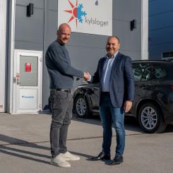 Jakob Forss, Kyllslaget och Stephane Cupani managing director Daikin Sweden. Pressbild: Daikin