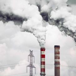 Mer än 70 procent av all elektricitetsom produceras i Kina kommer idag från fossila källor, främst i form av kol. För att uppnå målet att bli
koldioxidneutralt till 2060 satsar Kina därför stort på utveckling av fossilfri energiproduktion. Foto: Pixabay