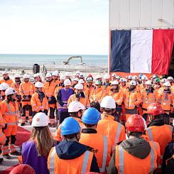 President Macron talar till arbetare vid kärnkraftsverket i Penly. (Bild: Élysée)