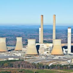 Bowen Steam Plant i Georgia är ett av USA:s största kolkraftverk. Foto: Sam Nash/Wikimedia Commons
