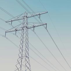 Uppdraget omfattar detaljprojektering av två luftburna 400 kV-ledningar som sträcker sig över cirka 90 kilometer, belägna i regionerna Västernorrland och Gävleborg. Foto: Marta Weronika/Unsplash