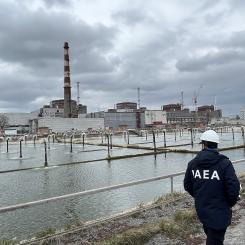 I sällskap med ukrainska tjänstemän besökte IAEA:s generaldirektör Rafael Mariano Grossi tillsammans med sin ledningsgrupp och expertteamet från IAEA kärnkraftverket i Zaporizjzja och dess närområde under sitt andra officiella besök i Ukraina den 29 mars 2023.
Foto: Fredrik Dahl / IAEA   IAEA Imagebank – Rafael Mariano Grossi besöker kärnkraftverket i Zaporizjzja (02011536)