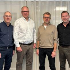 Från vänster. Daniel Klerdal, Strategy Manager Assemblin El, Fredrik Allthin, EVP Division Manager Assemblin Sweden, Martin Klasson, partner and business developer Wasastadens Eltjänst, Jonas Åhman, Regional Manager Uppsala Stockholm, Assemblin El. Pressbild: Assemblin