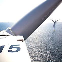 Förutom emissionen startar Ørsted en försäljningsprocess av sin europeiska verksamhet inom landbaserad vindkraft. Bolaget vill renodla sin kärnverksamhet till havsbaserade projekt och räknar med att försäljningarna kan inbringa omkring trettiofem miljarder danska kronor under perioden 2025–2026. Foto: Ørsted